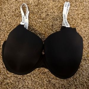 Victoria Secret black 38DDD bra